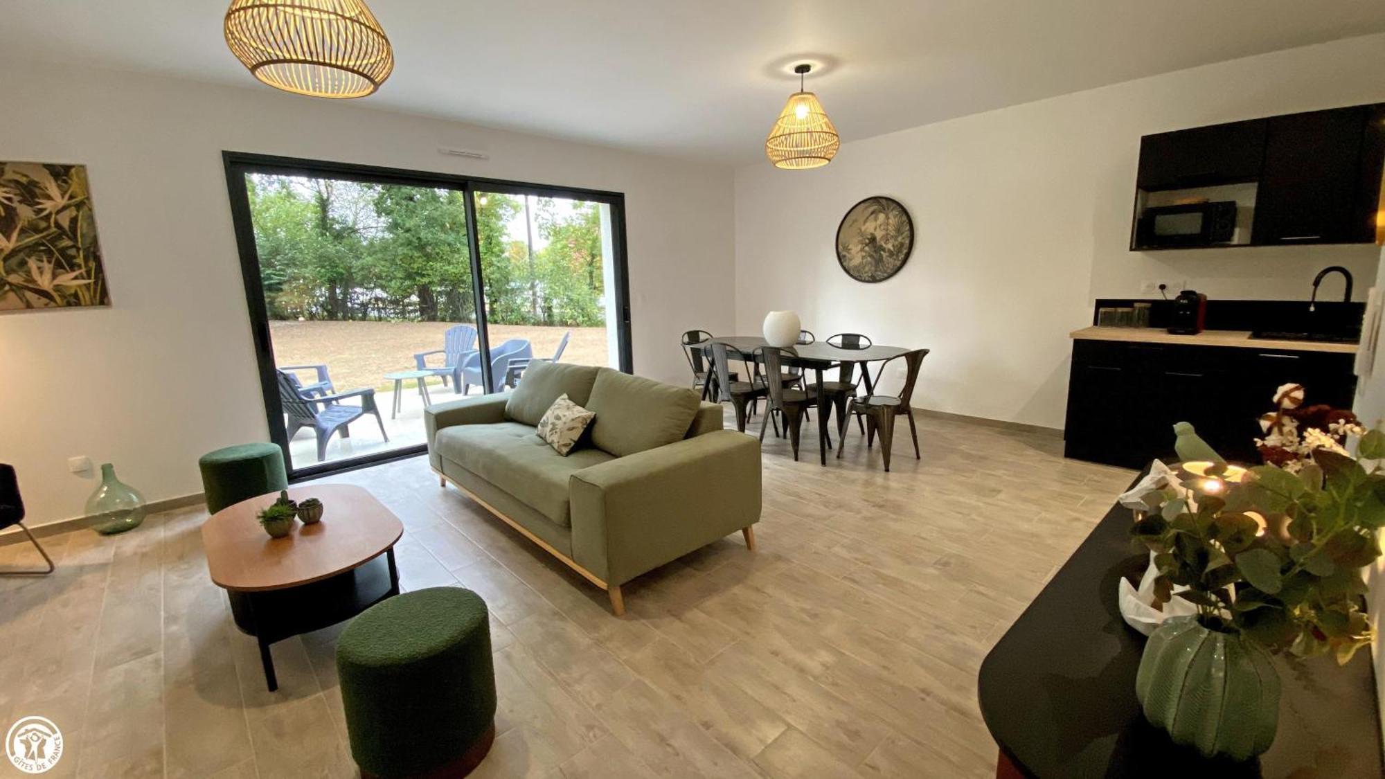 Breakislebed 3 Maisons Chu Limoges Exterior photo